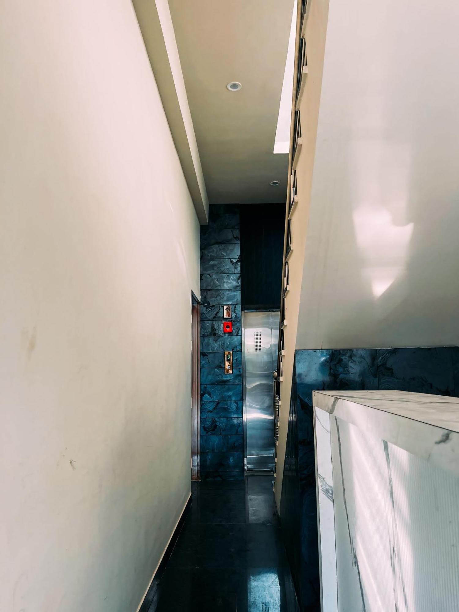 Hotel Pooja ชัยปุระ ภายนอก รูปภาพ